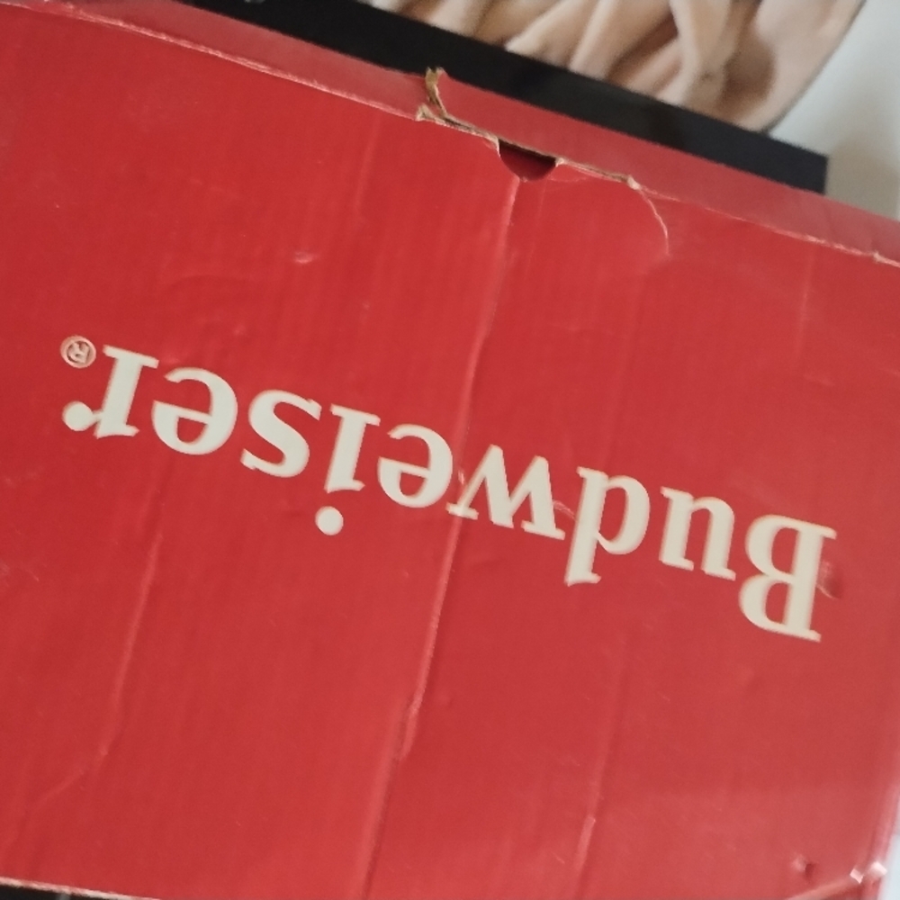 Budweiser Red Mini Fridge - Picture 3 of 7